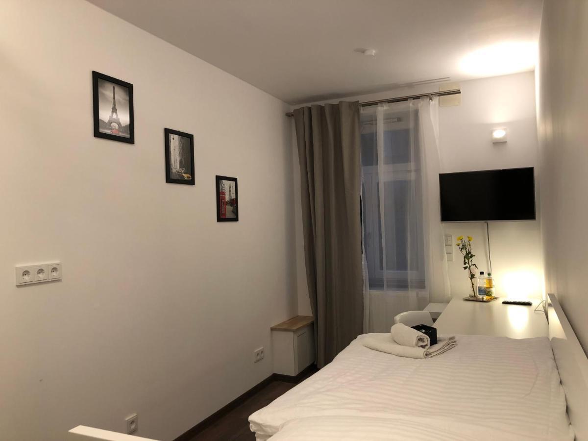 New Private Rooms Fürth Екстериор снимка