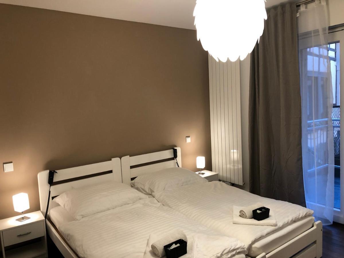 New Private Rooms Fürth Екстериор снимка